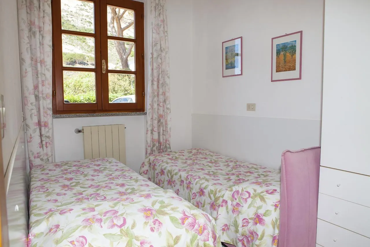 Casa Danilo Holiday home Chiessi Italy