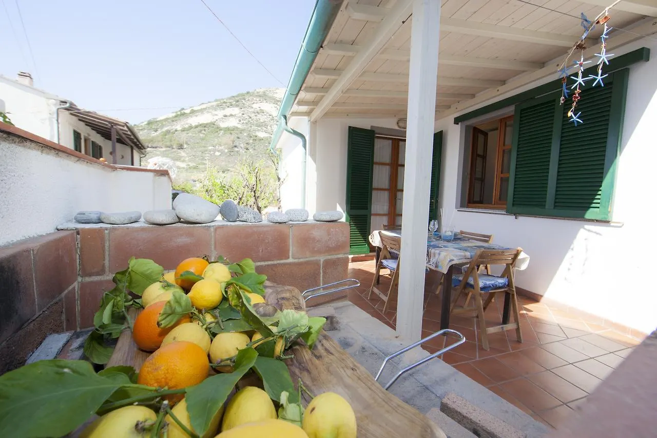 Casa Danilo Holiday home Chiessi
